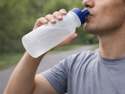 6 ideias de squeeze personalizado para utilizar como brinde