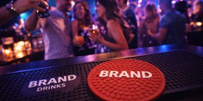 Linha emborrachada personalizada