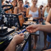 Como inovar no seu material promocional