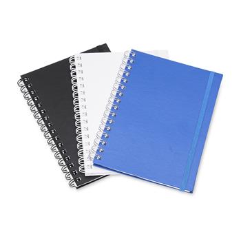 Caderno planner personalizado com capa cartonada, espiral e elástico para lacre, indicado para campanhas corporativas, kits de boas-vindas, eventos e ações de planejamento.